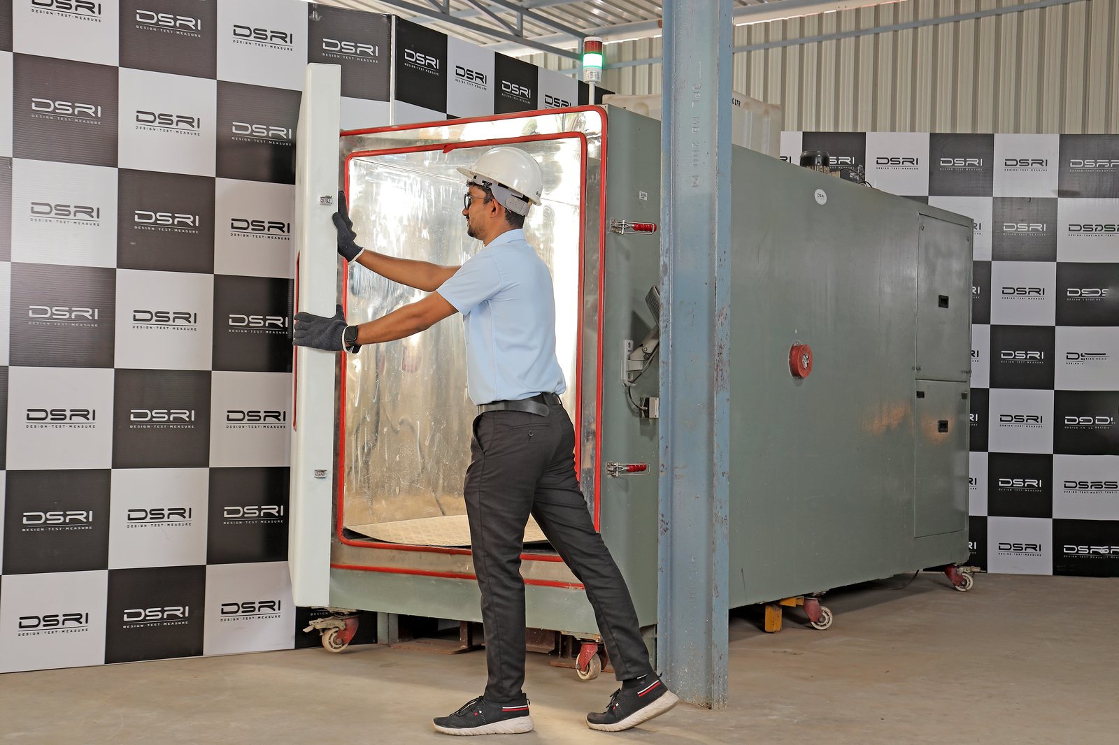 Opening a walk-in chamber