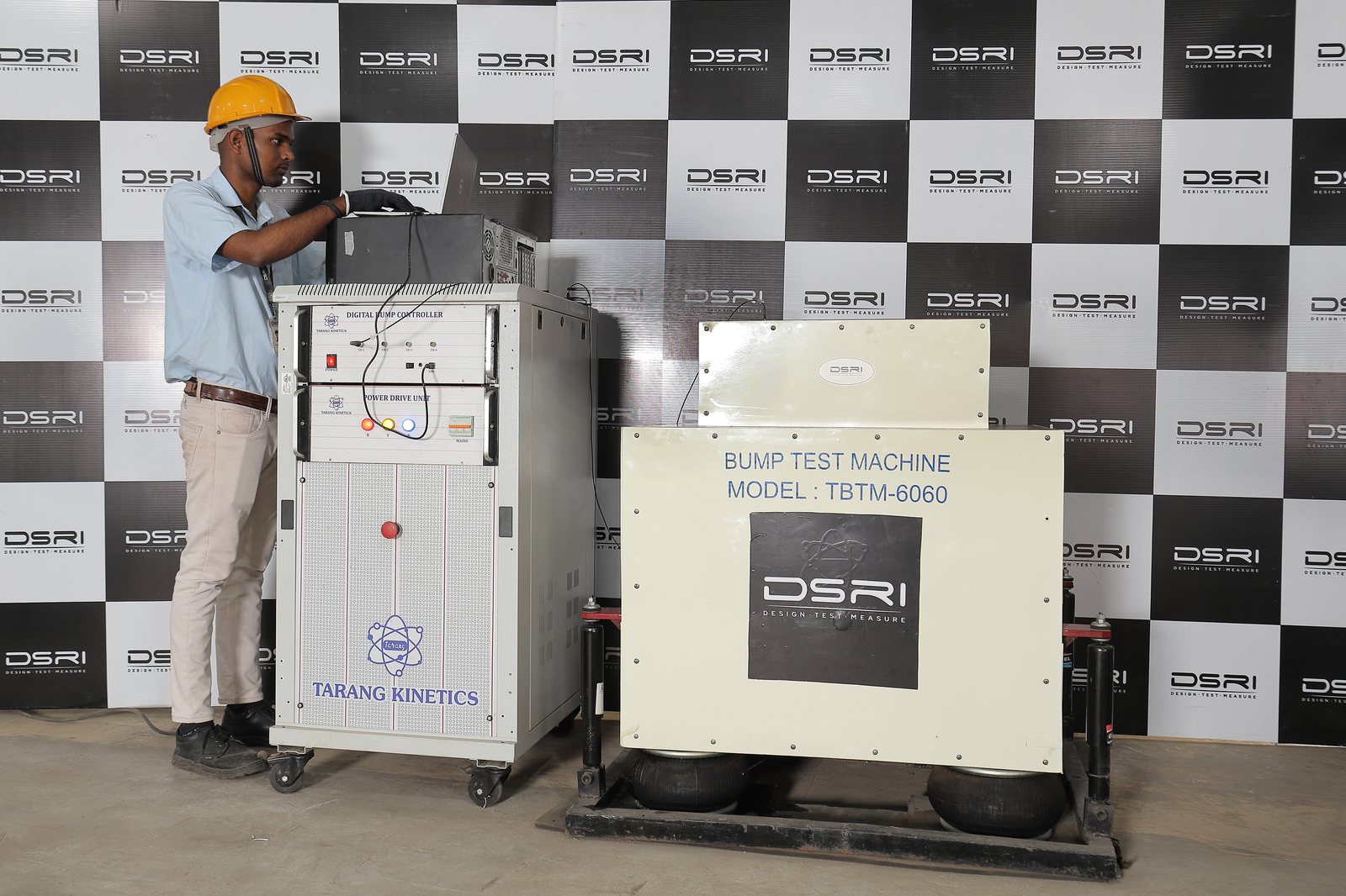 Bump test machine and its controller